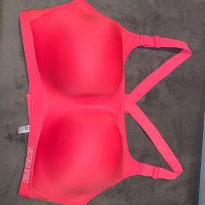 Victoria secret sports bra brand new never worn